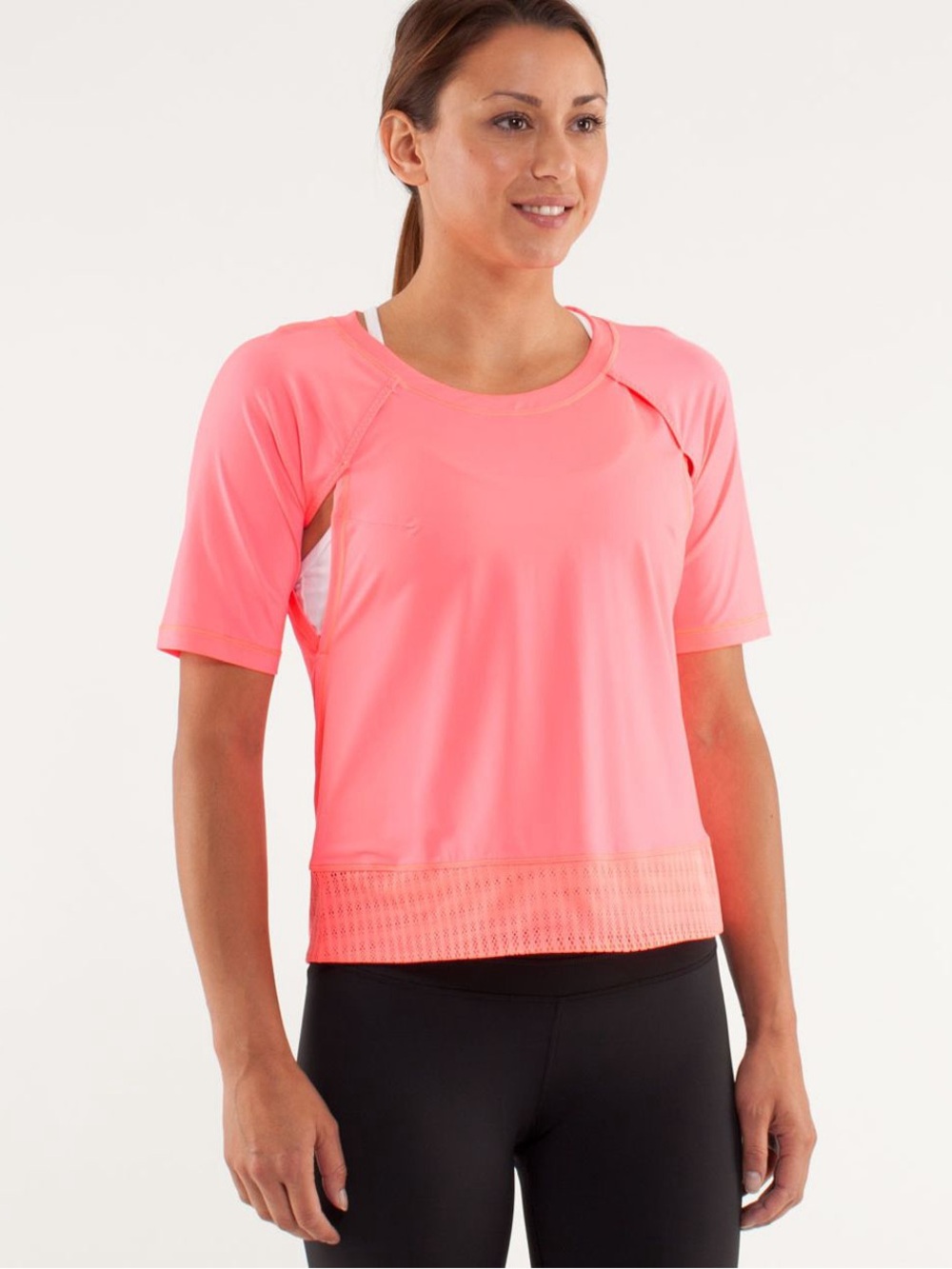Lululemon Sun Runner Short Sleeve
Flash Light